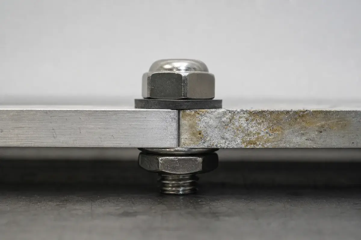 Prevent Galvanic Corrosion: Aluminum and Stainless Steel