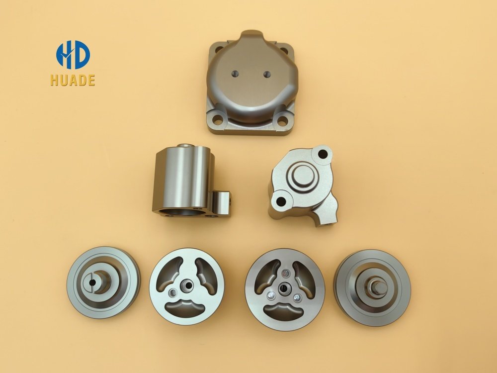 Modular parts of an industrial robot including Eins robot chucking parts, showcasing CNC-machined industrial robot parts used in automation systems. Modular parts of an industrial robot including Eins robot chucking parts, showcasing CNC-machined industrial robot parts used in automation systems.