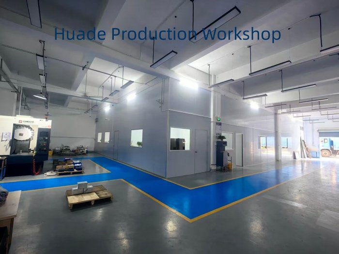 Huade Production Workshop 4 Modern CNC machining facility at Huade ensuring accuracy and efficiency in manufacturing