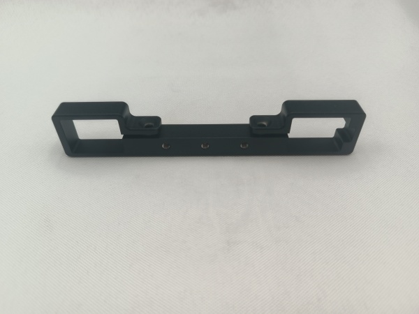 Powder-coated CNC aluminum part used to compare surface quality in anodizing vs powder coating.